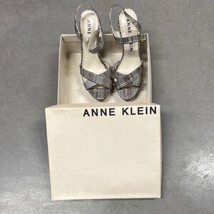 Anne Klein Multicolor Plaid Heels